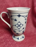 Immortelle, porcelain cup with straw flower pattern, po