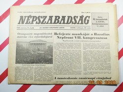 Régi retro újság- Népszabadság - 1981 március 17. - Születésnapra ajándék