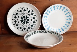 Régi Gránit kézzel festett tányér gyűjtemény , 3 darab egyben