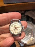 Bison women's vintage wristwatch, 5 stones, in working condition.
