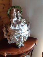 Finomporcelán nagy kináló tál 42cm magas és 39cm széles antik