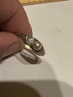 Régi ardeco aranygyűrű szép gyöngy diszitessel eladó!Ara:37000.-