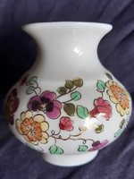 Zsolnay porcelán "pocakos" váza