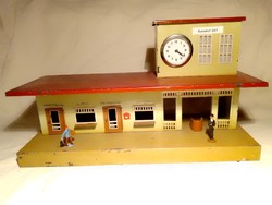Antik Kibri 0-ás vasút vonat modell állomás épület órával 1940-50 terepasztal kiegészítő lemezjáték