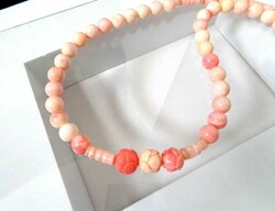 Shell pearl pearl necklace pink