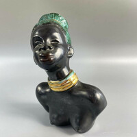 Izsépy Margit- Afro-amerikai női türkiz-fekete fej