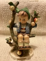 Apple Tree Boy Hummel porcelán figura