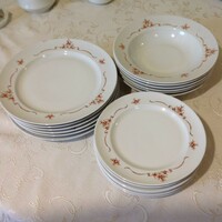 Alföldi porcelán csipkebogyó mintás - 6-6-6 tányér