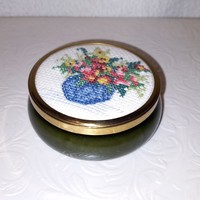 "FRAMECRAFT" UK, angol, porcelán fedeles ékszertartó, tároló.
