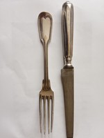 Antik jelzett, monogramos ezüst kés és villa készlet akár befektetésnek vagy ajándéknak