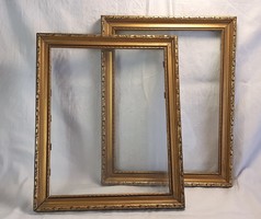 2 pieces of gilded wooden picture frames, with the same pattern