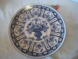 Schütz Czilli , gyönyörű , precízen kidolgozott , fali tányérja   37 cm