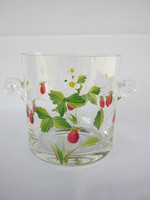 Glass bowl with strawberry strawberry pattern