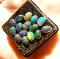 4x6 mm-es és 7x5 mmes  nemesopál drágakövek Etiópiából darabáron!