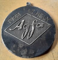 22. Sports medal, award, plaque. Agfa sport 1928. 29mm 11.6g. Ag silver. There is mail!