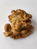 Baroque beautiful, meticulously carved small putto, very good condition.
