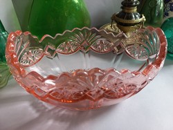 Rózsaszín csónak alakú kristály tál, asztalközép, kínáló