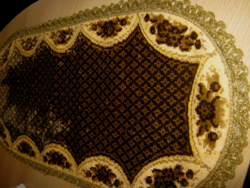 Old velvet tablecloth 23 cm x 55 cm