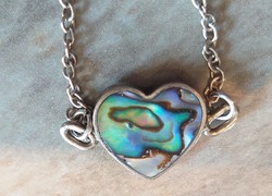 Abalone mother-of-pearl heart-marked silver pendant + silver necklace 45.5 cm