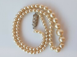 Vintage tekla string of pearls with decorative clasp