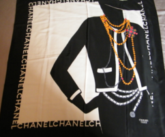 Chanel Coco Chanel fekete portrés selyemkendő, sál