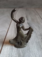 Érdekes régi réz női szobor (9x5x2,2 cm)