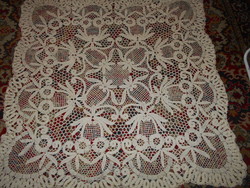 --Antique lace tablecloth 130 cmx130 cm