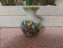 Herendi Viktória mintás porcelán kis váza
