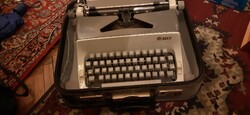Zeta Consul 221.1 írógép szép állapotban eladó