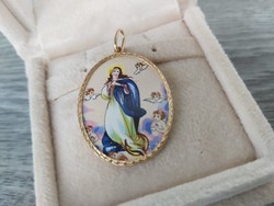 Gold Mary's pendant