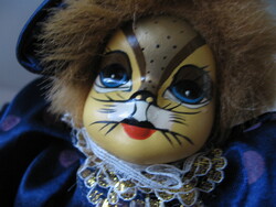 Retro kitty clown doll