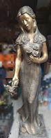 Élet nagyságú bronz női szobor. 160 cm