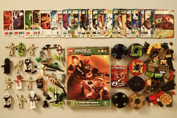 Lego Ninjago játék csomag gyűjtemény: figura figurák pörgettyű fegyverek kártya DVD építőjáték