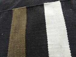 Minimalist wool carpet - bauhaus style / brown