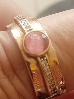 Női14k arany gyűrű  ,rózsakvarc kővel  nagyon szép állapotban.Mérete 62
