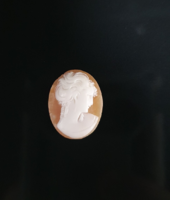 Antique artfully carved cameo. Gift by post.