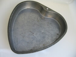 Régi EKCO USA 9"-os szív alakú sütőforma alumínium