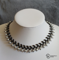 "Black and Silver Beading Necklace" fekete-ezüst gyöngyfűzött nyakék