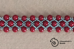 "Silver and Red Beading Bracelet" ezüst-vörös gyöngyfűzött karkötő