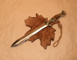 Régi nagy tőr megújulva. Gyűjteményből.