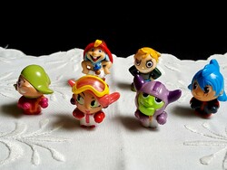 6 db régi Kinder figura egyben