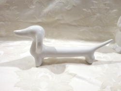 Rare Kispest granite white dachshund, 23 cm long.