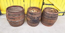 Old wooden wine barrels barrel for decoration flowers wine barrel barrel