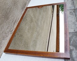 Tükör , fali , rusztikus hangulatú gyalult , lazúros fa keret 70 x 87,5 cm keretvastagság 4,5 cm