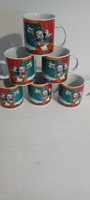 6 coffee cups of Donald Duck