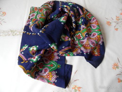 Patterned women's scarf and shawl