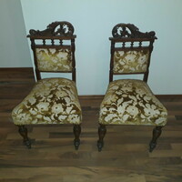 Egyben eladó 2 darab biedermeier szék a képeken látható állapotban.