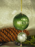 Kézműves karácsonyi gömb dekoráció
