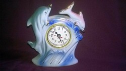 Retro dolphin-decorated ceramic clock, shelf decoration