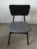 Retro fekete fehér tyúkláb mintás szék
